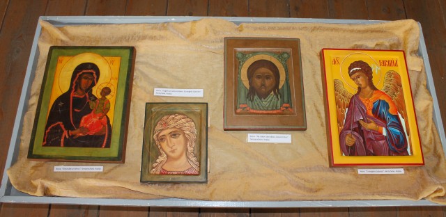 Skrūzmanes-Mičules izstāde "Iedvesmas forma"